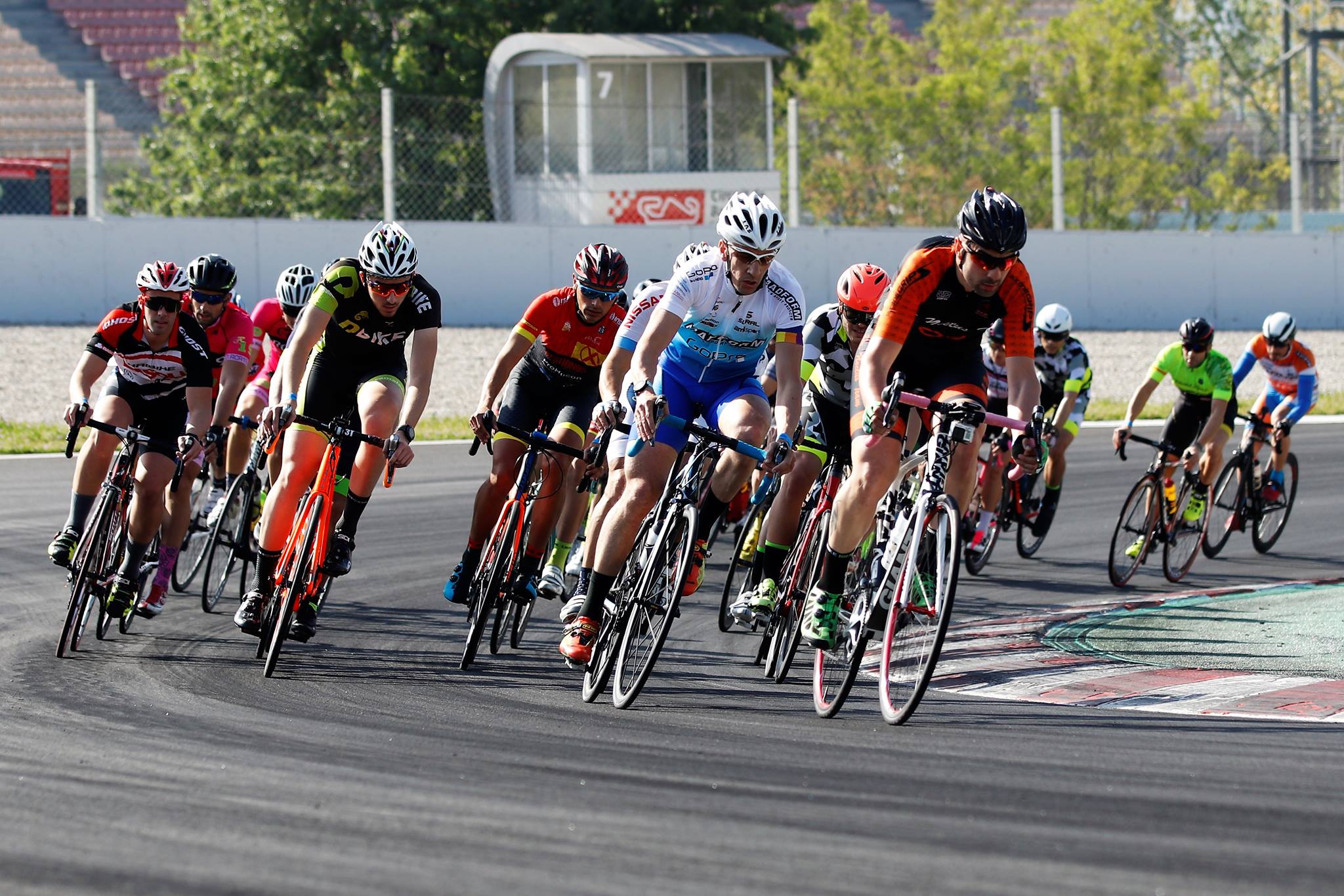 Madform Bicircuit - Ciclista